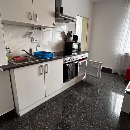 In Apartman *